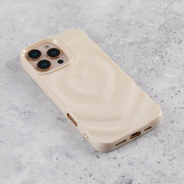 Ivory White Ripple Heart iPhone 17 Case - alternate view
