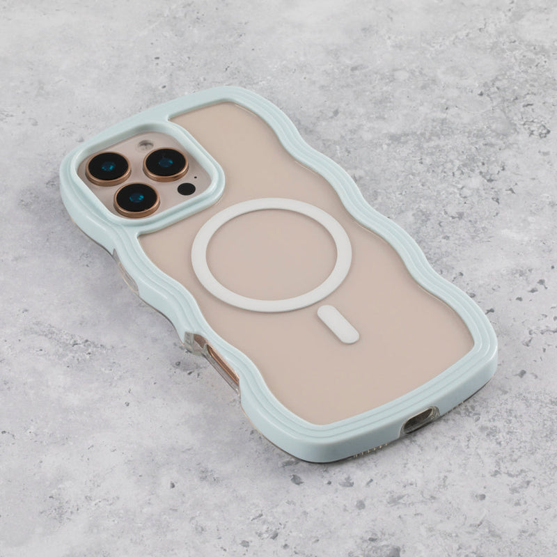 Green & Clear Wavy Edge MagSafe iPhone 17 Pro Max Case