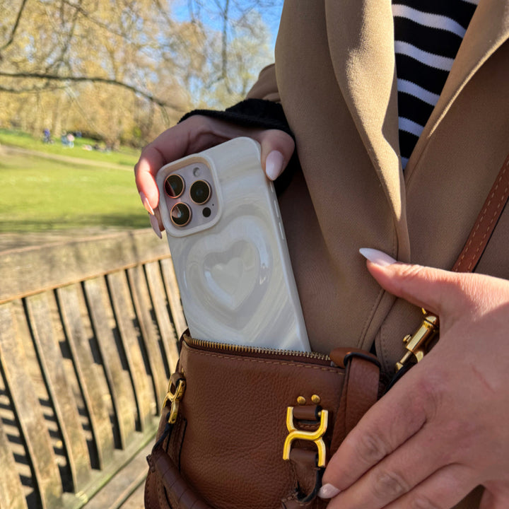 Ivory White Ripple Heart iPhone 17 Pro Case
