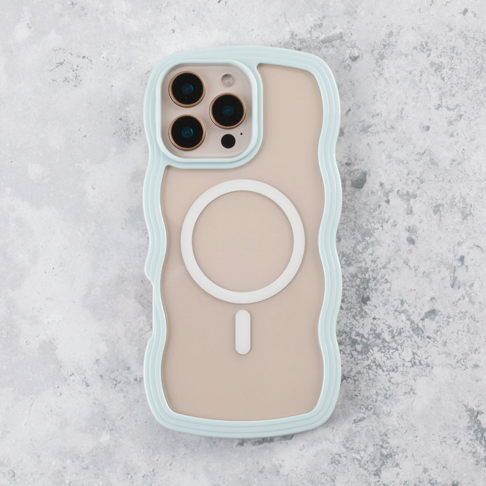 Green & Clear Wavy Edge MagSafe iPhone 17 Pro Case