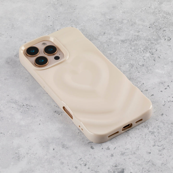 Ivory White Ripple Heart iPhone 17 Pro Case