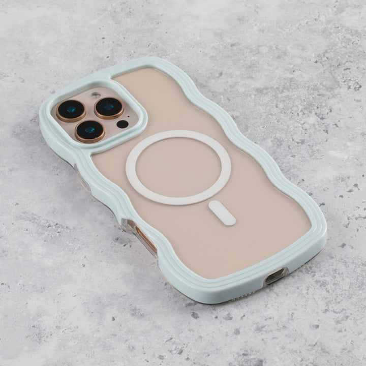Green & Clear Wavy Edge MagSafe iPhone 16 Plus Case